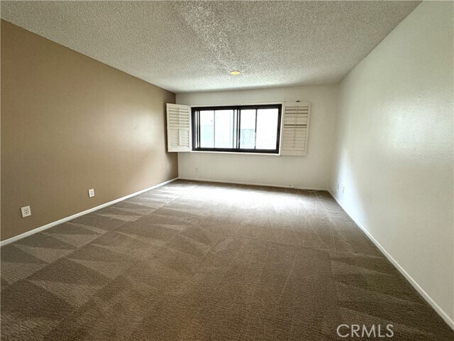 Building Photo - 8828 Pershing Dr
