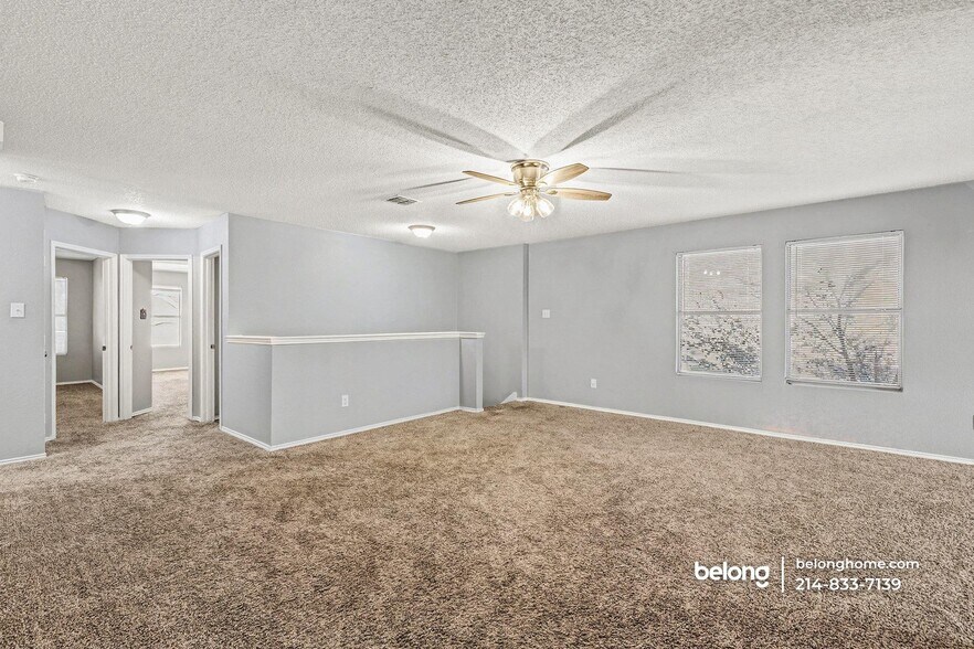 Building Photo - 2256 White Oak Dr