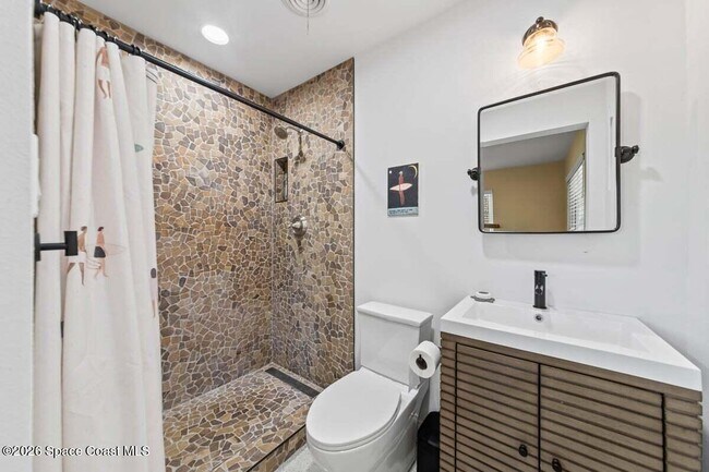 Building Photo - 231 Fifth Ave