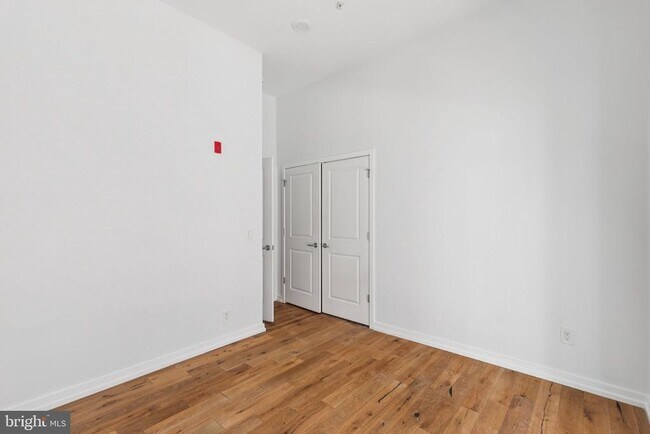 Building Photo - 2529-35 Frankford Ave