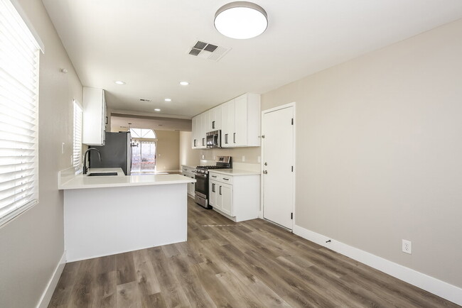 Building Photo - 7231 Nordic Lights Dr