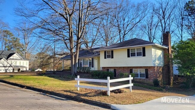 Building Photo - 1020 Wofford Ln