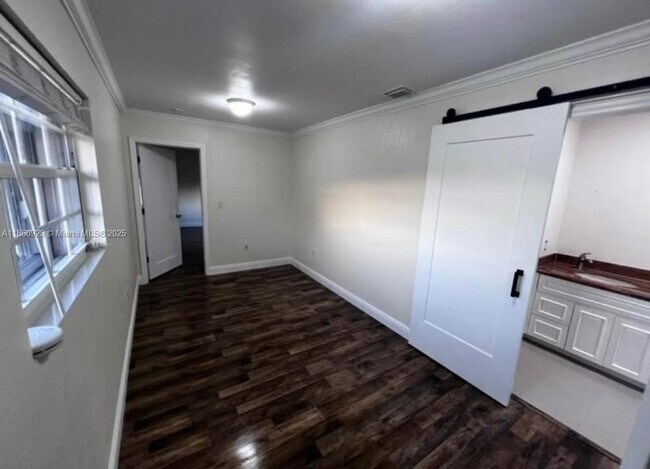 Building Photo - 30701 SW 150th Ave