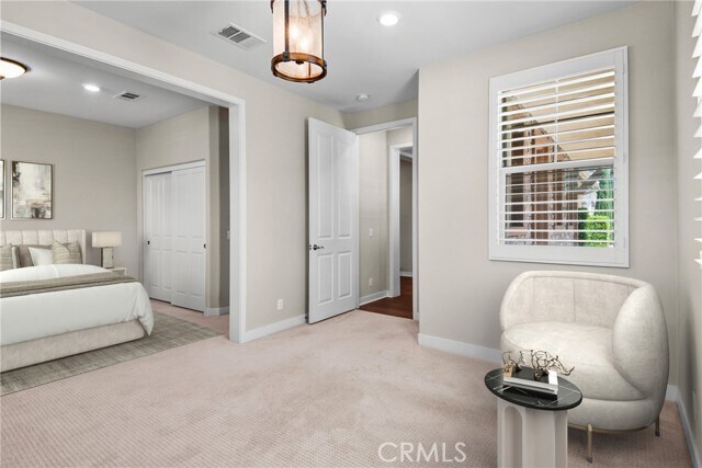 Building Photo - 271 Radial