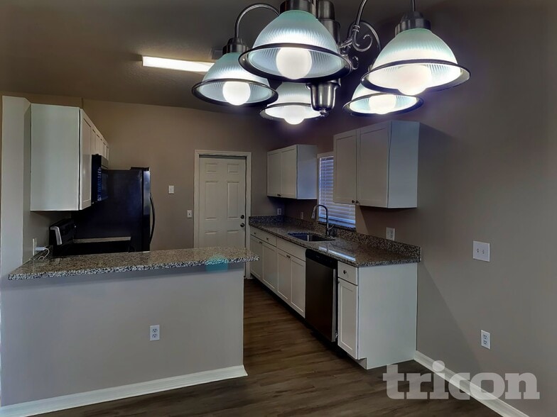 Building Photo - 216 Cobalt Dr