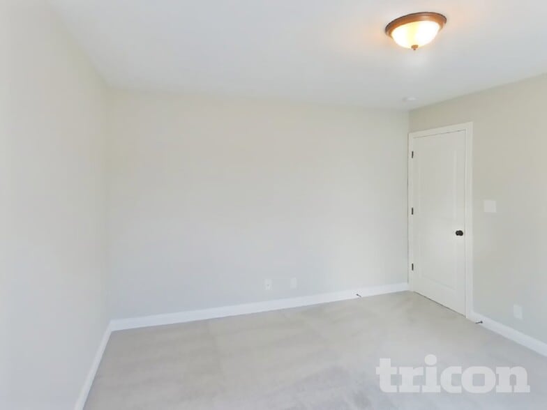 Building Photo - 317 Abeline Dr