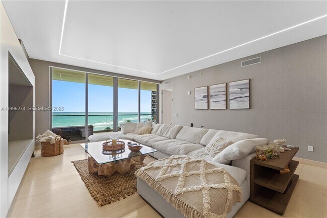 Building Photo - 18975 Collins Ave