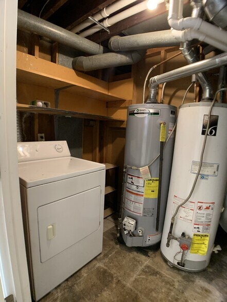 Building Photo - 1014 66th St