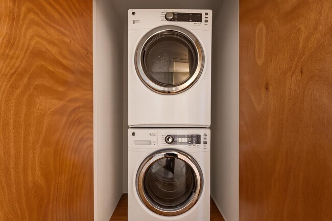 Building Photo - 660 Fort Washington Ave