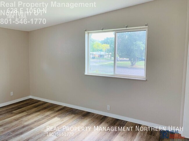 Building Photo - 628 E 1050 N St