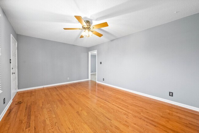 Building Photo - 3 Bedroom Home for Rent in St. B!