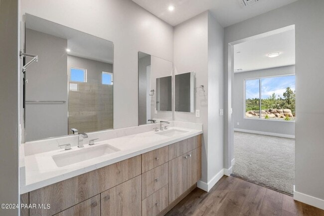 Building Photo - Beautiful Home in a Stunning 55+ Community...