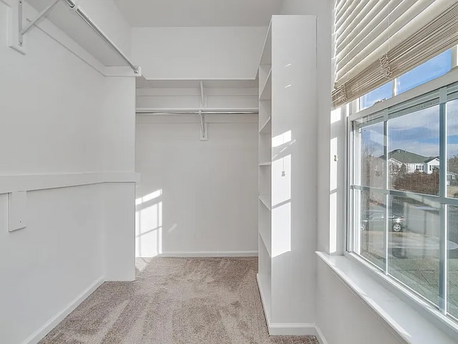 Building Photo - 5352 Charmont Ct