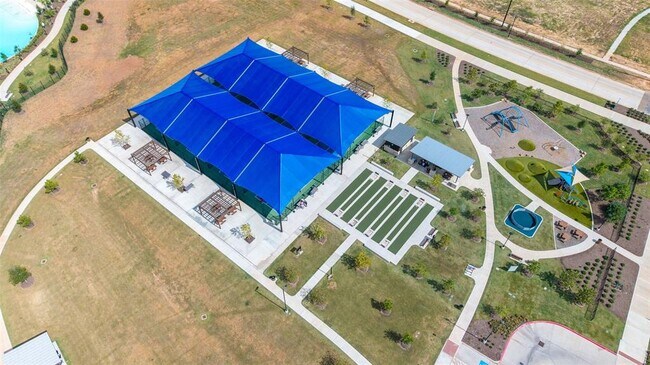 Building Photo - 728 Lake Lacosta Dr
