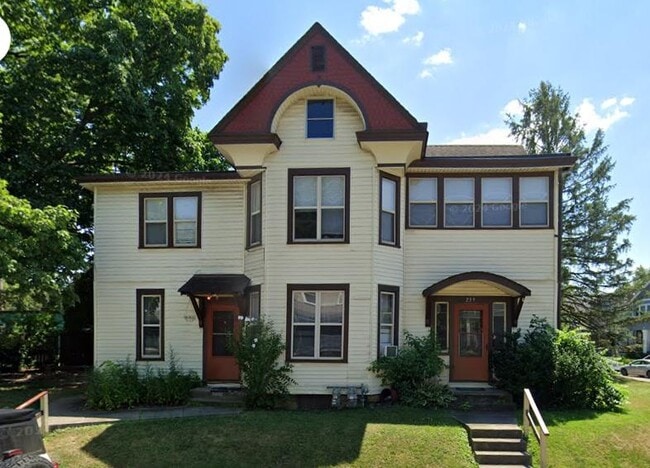 Primary Photo - 237 E Duncan St