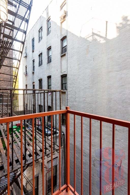 Building Photo - 42 Avenue B