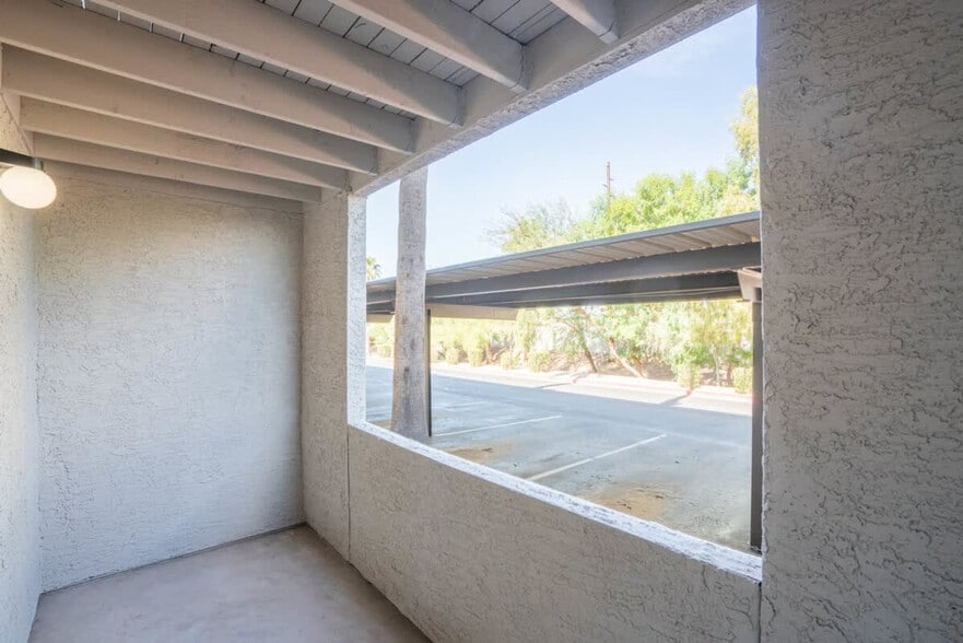 Building Photo - 8550 E McDowell Rd