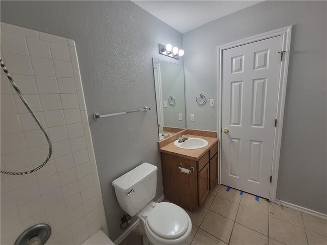Building Photo - 1717 Matthews Ln