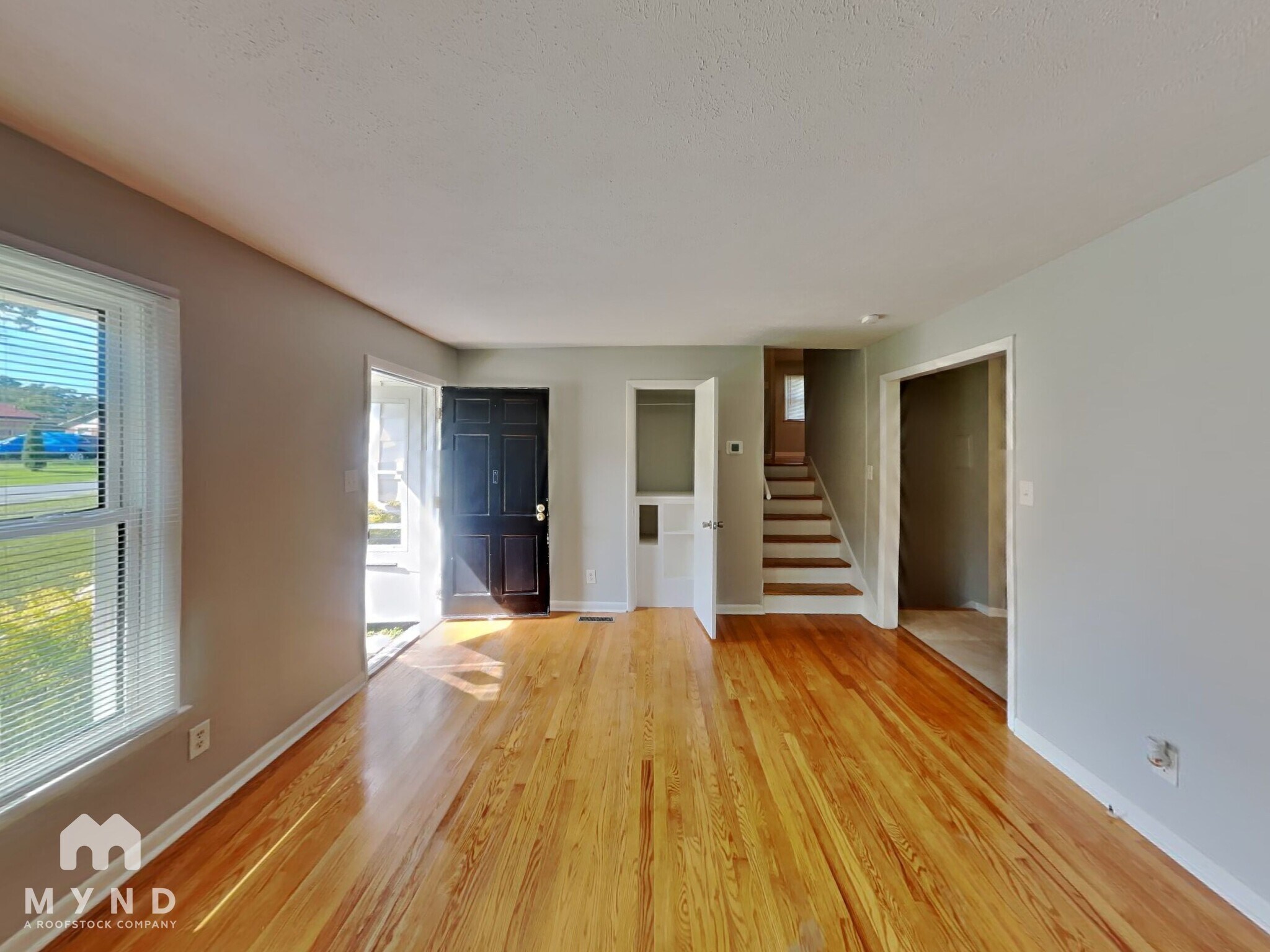 Building Photo - 307 King Arthur Trail