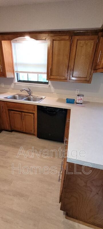 Building Photo - 304 W 132 St