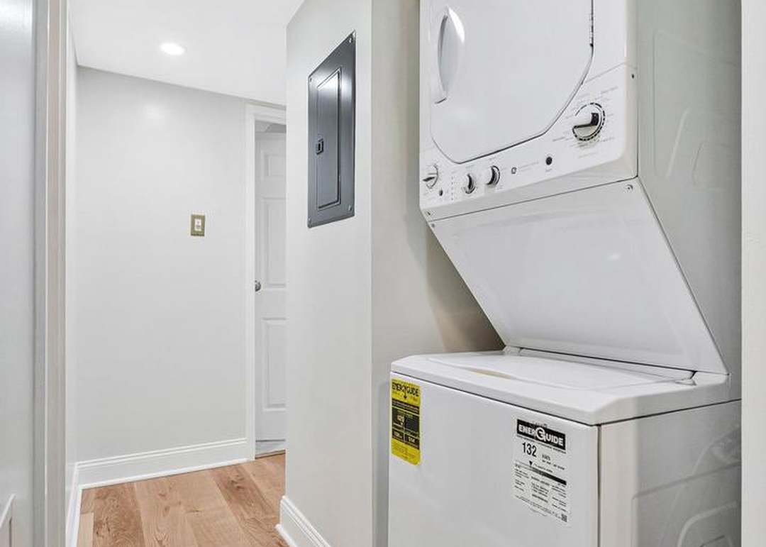 Building Photo - 2074 Royal Fern Ct
