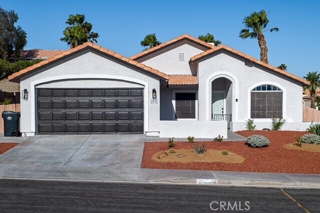 Primary Photo - 9574 Vía Real