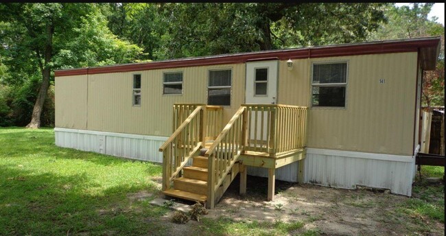 Primary Photo - Cozy 2 Bedroom Mobile Home-141 Denise Drive