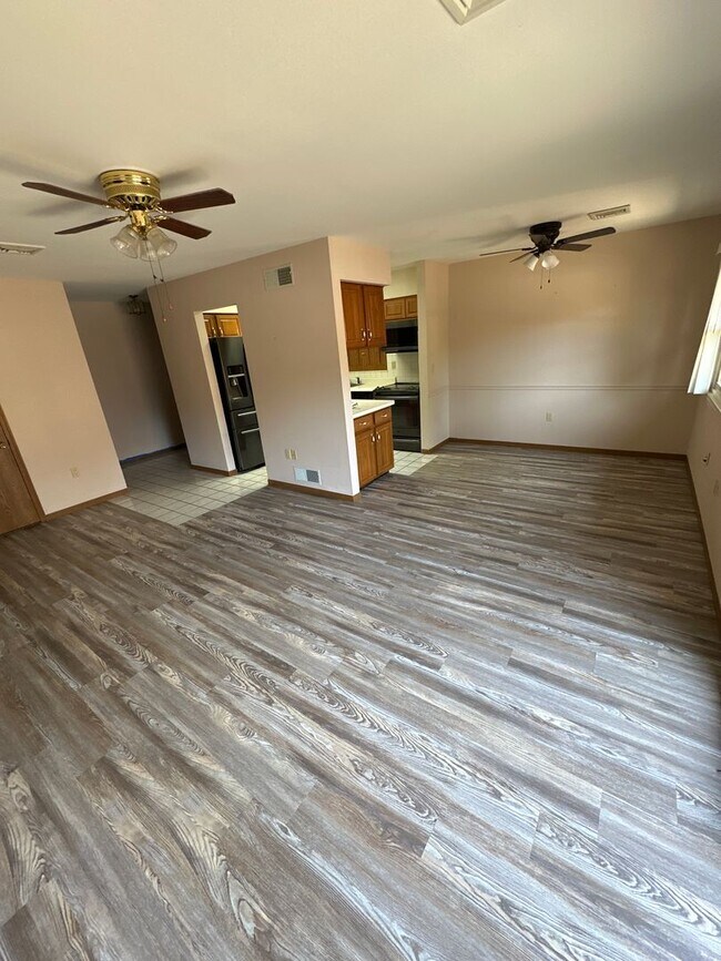 Building Photo - 2 bed 2 bath in Enola East Pennsboro Schools