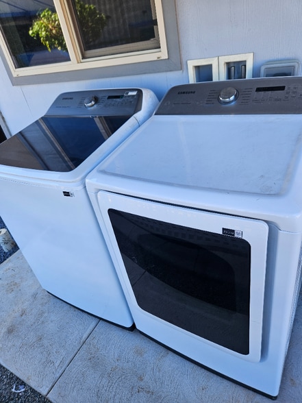 Building Photo - 89 Paa St