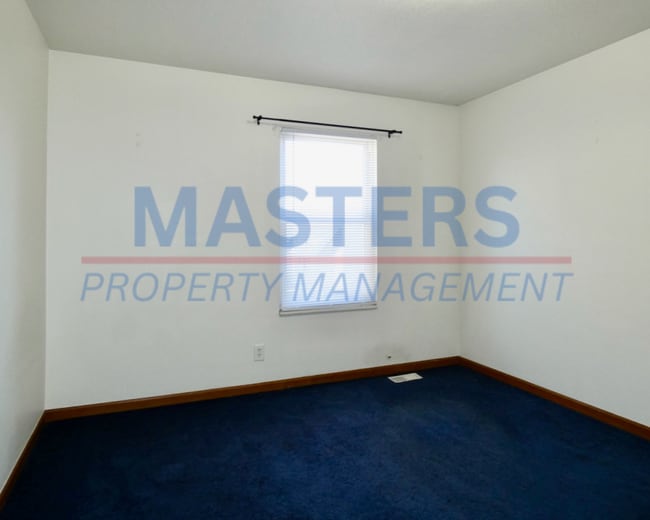 Building Photo - 2242 Kent St