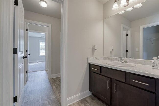 Building Photo - 428 Meadow Vista Ln