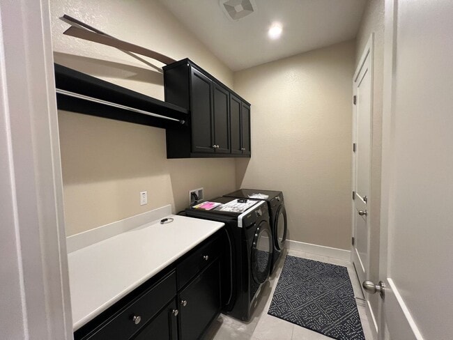 Building Photo - Brand new 3 bedroom single story home!