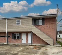 Building Photo - 135 W Hendricks St