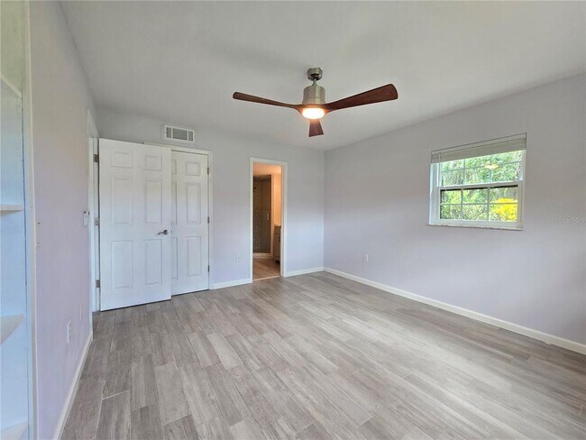 Building Photo - 12900 Vonn Rd