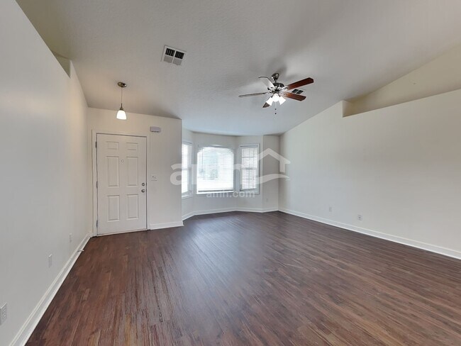 Building Photo - 1754 W Oakley Way