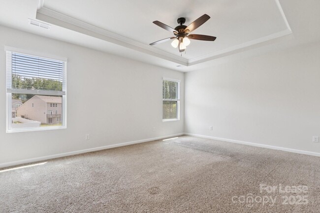 Building Photo - 17121 Carolina Pine Row