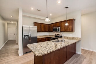 Building Photo - 6323 Darnell St