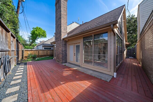 Building Photo - 1631 Gingerleaf Ln