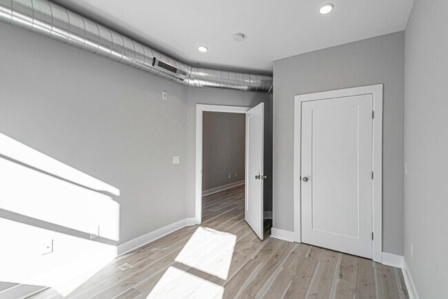 Building Photo - 1448 S 52nd St