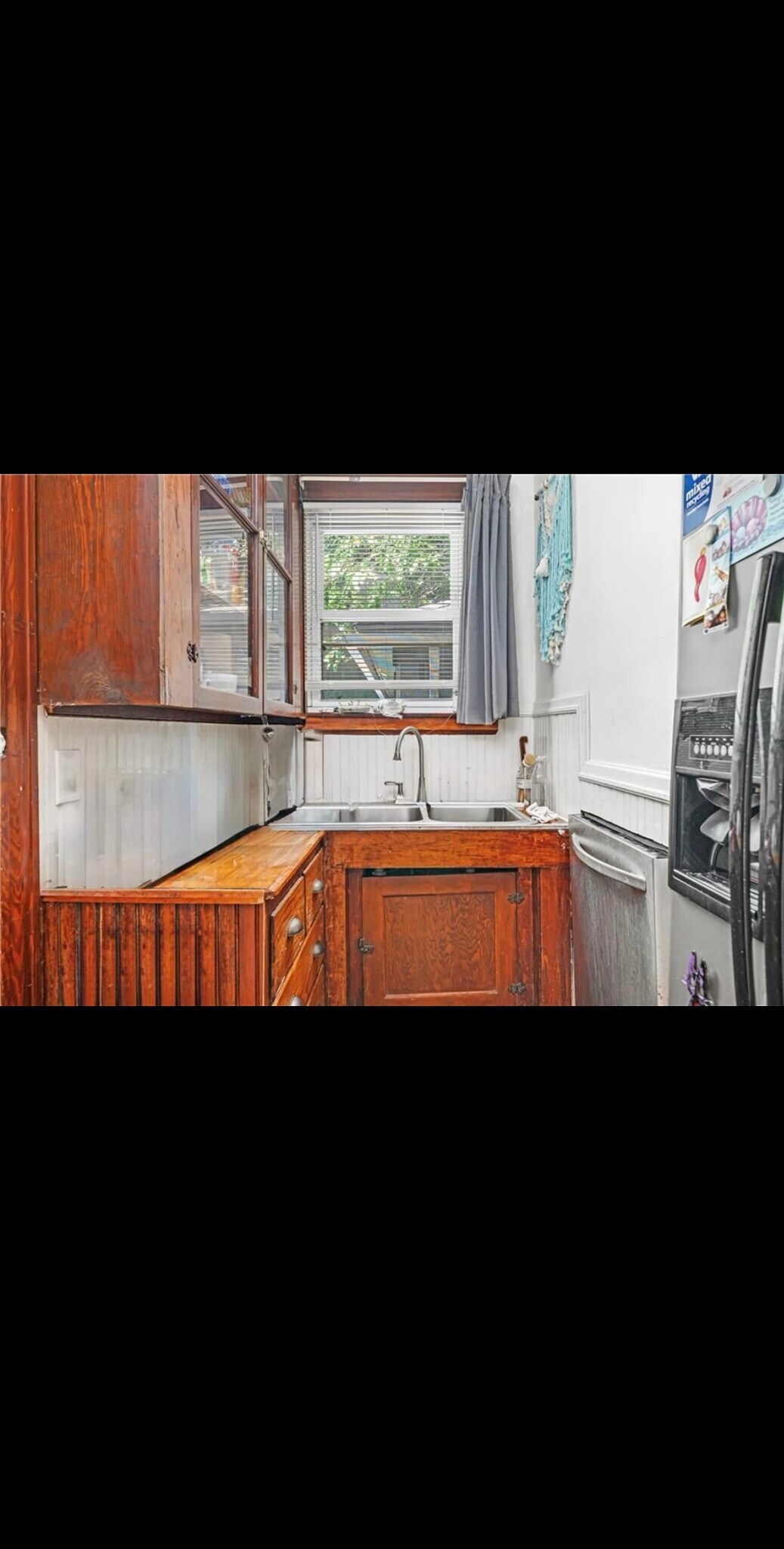 Building Photo - 207 Jewett St