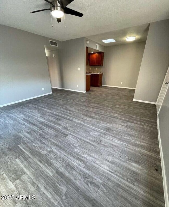 Building Photo - 6531 N 67th Ave