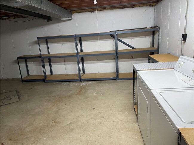 Building Photo - 1309 Wagon Wheel Trail