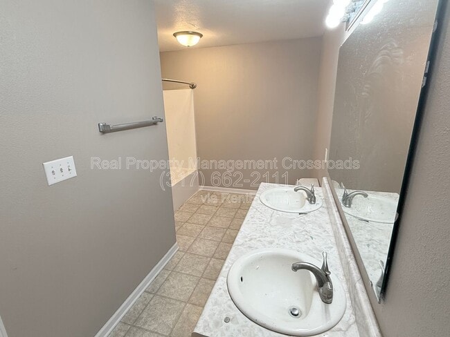 Building Photo - 1455 Bearsden Dr