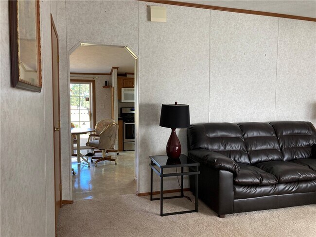 Building Photo - 1447 Rochester St