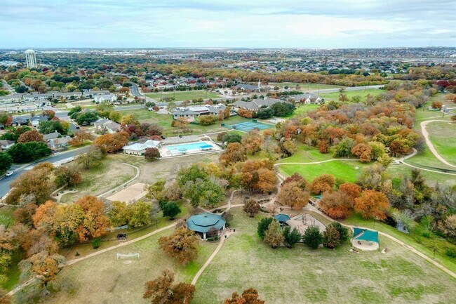 Building Photo - 408 Pheasant Ridge Dr