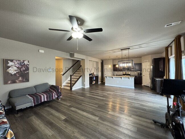Building Photo - 10701 Traders Pkwy