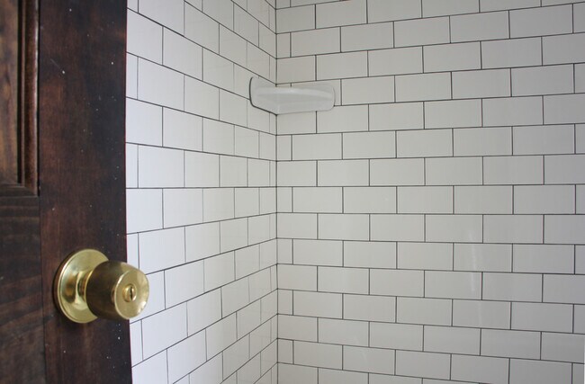 Building Photo - 318 MERCHANTS