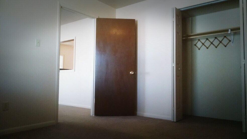 Bedroom 2(Pic 1) - 111 Washington Avenue