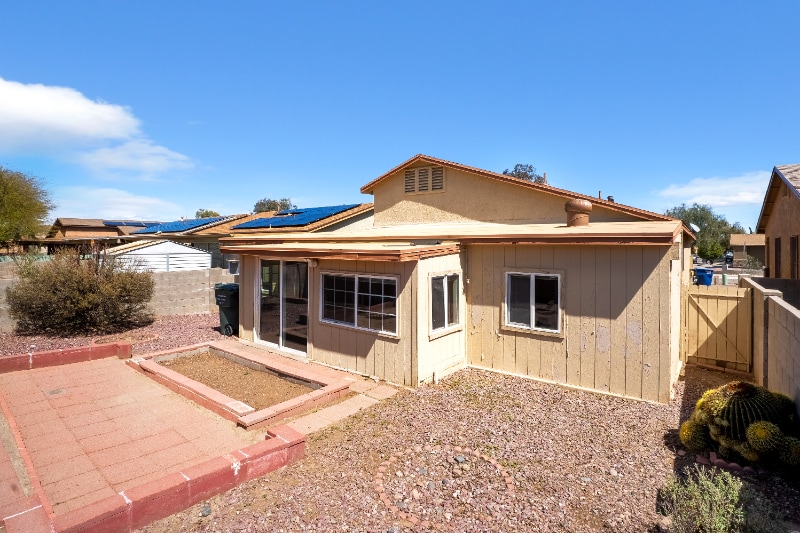 Building Photo - 6198 S Avenida Du Printemps