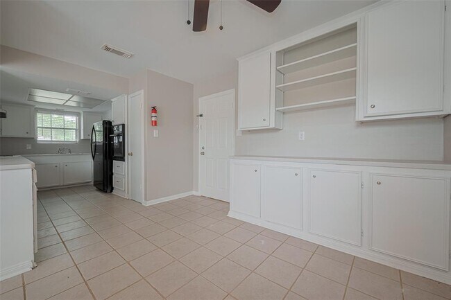Building Photo - 1318 Bellgrove Dr